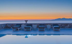 Epavlis Hotel Santorini